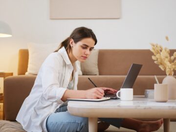 $23/hr – English Linguist (United States, Remote)